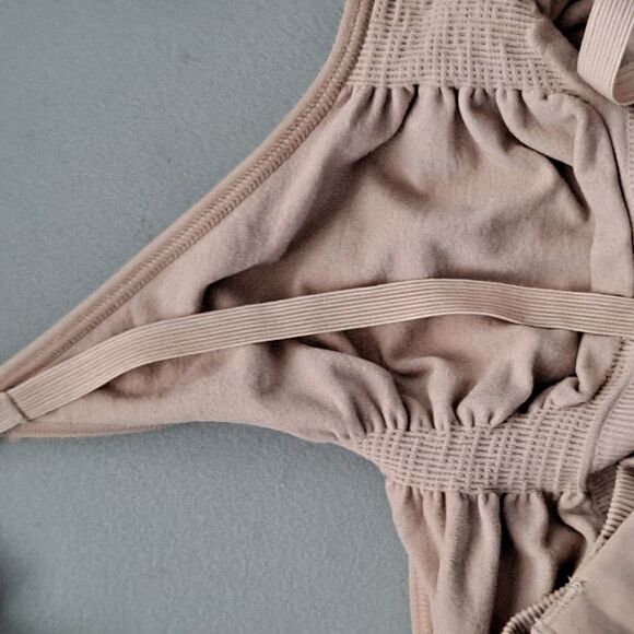 Skims ladies breast feeding bra NWOT - Picture 8 of 9